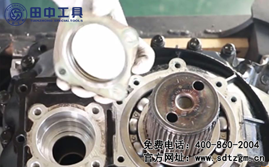 ZF16檔變速器拆卸，ZF變速箱維修工具